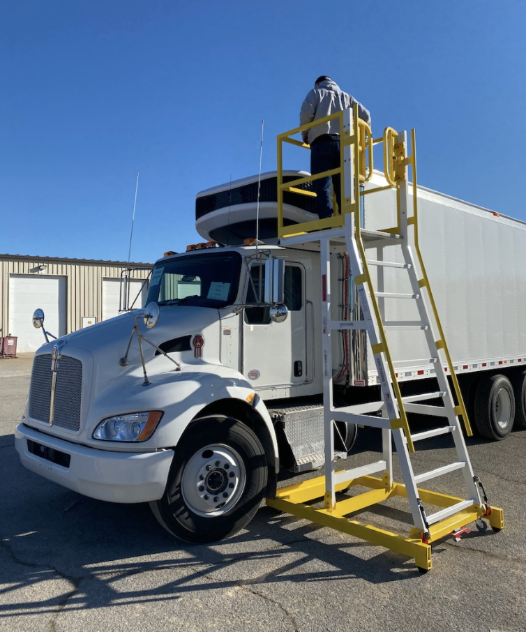 this image shows mobile truck repair in Davenport, IA